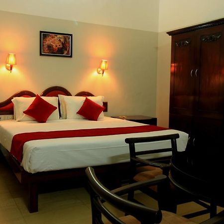 Xavier'S Residency Hotel โกลลัม ภายนอก รูปภาพ
