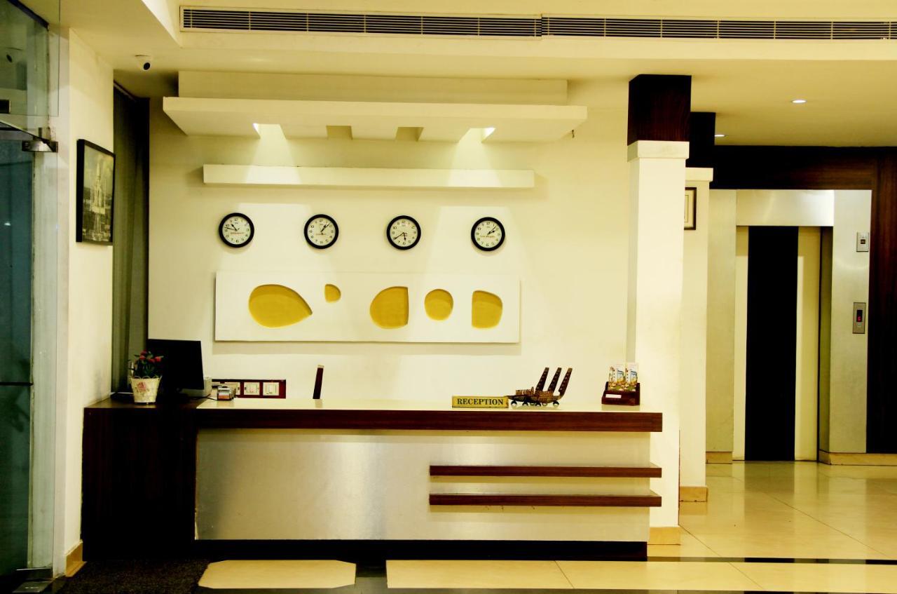 Xavier'S Residency Hotel โกลลัม ภายนอก รูปภาพ