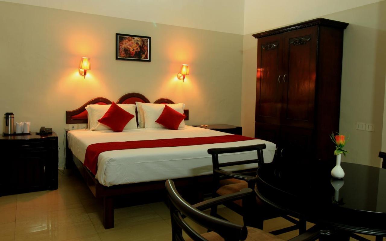 Xavier'S Residency Hotel โกลลัม ภายนอก รูปภาพ
