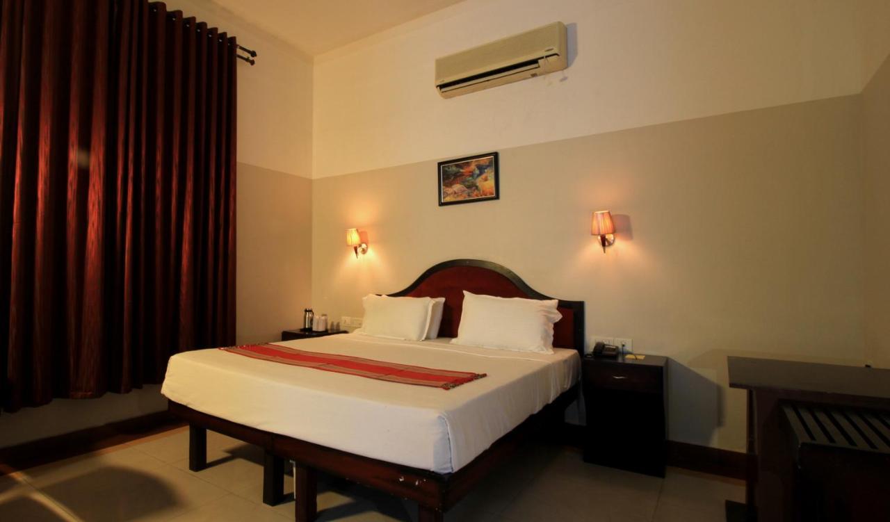 Xavier'S Residency Hotel โกลลัม ภายนอก รูปภาพ
