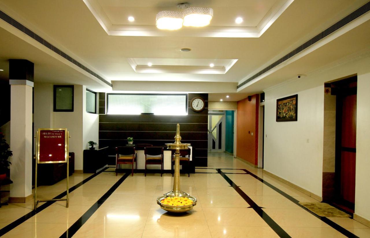 Xavier'S Residency Hotel โกลลัม ภายนอก รูปภาพ
